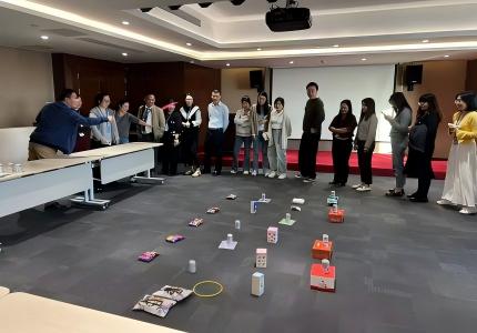2025年第四季度员工生日会：快乐集结，为寿星打call